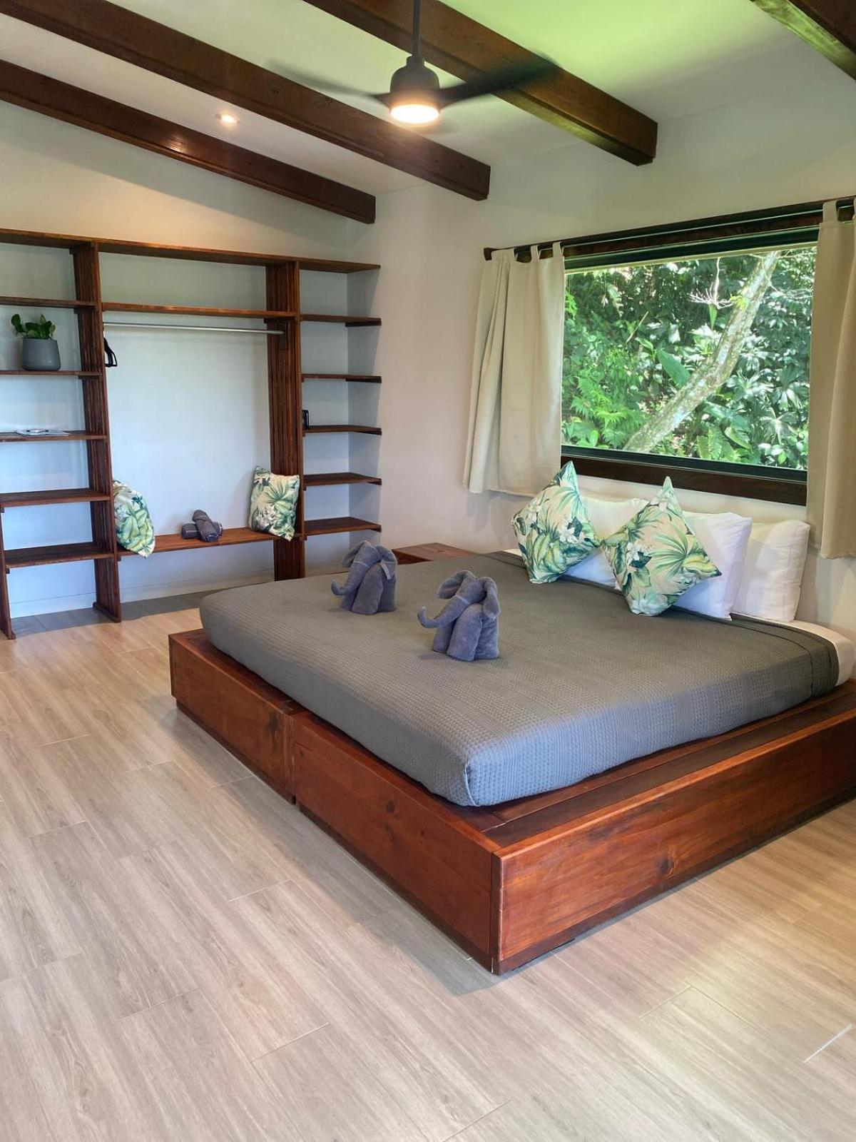 Roam Yoga & Wellness Lodge Bocas Town Bagian luar foto